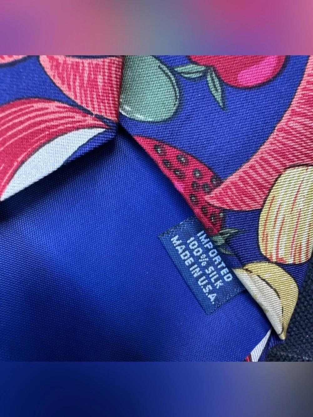 Perry Ellis Fruit Berries Apples 100% Silk Handmade‎ Men's Classic Neck Tie